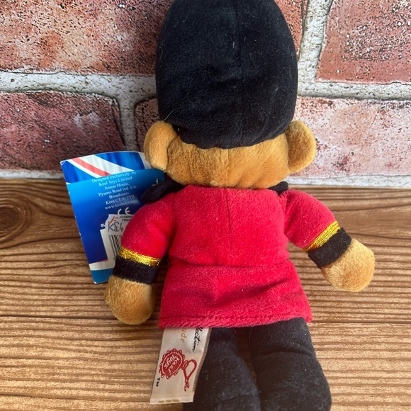 Keel Toys - Simply Soft Collection - Policeman and Guardsman - Picture 7 of 9